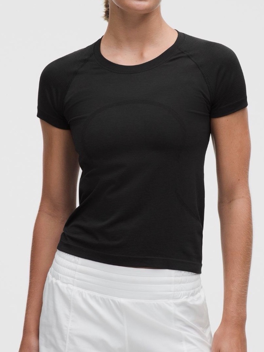 lululemon athletica Women's Black Short Sleeve Crew Tee